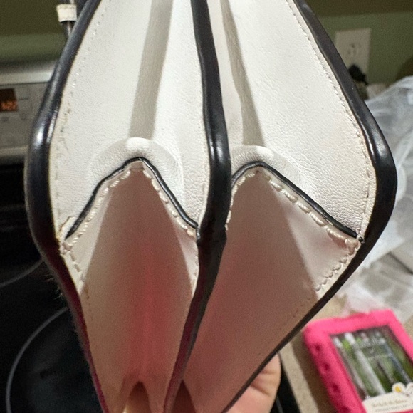 Tory Burch White and Gold Mini Bag - Picture 7 of 16